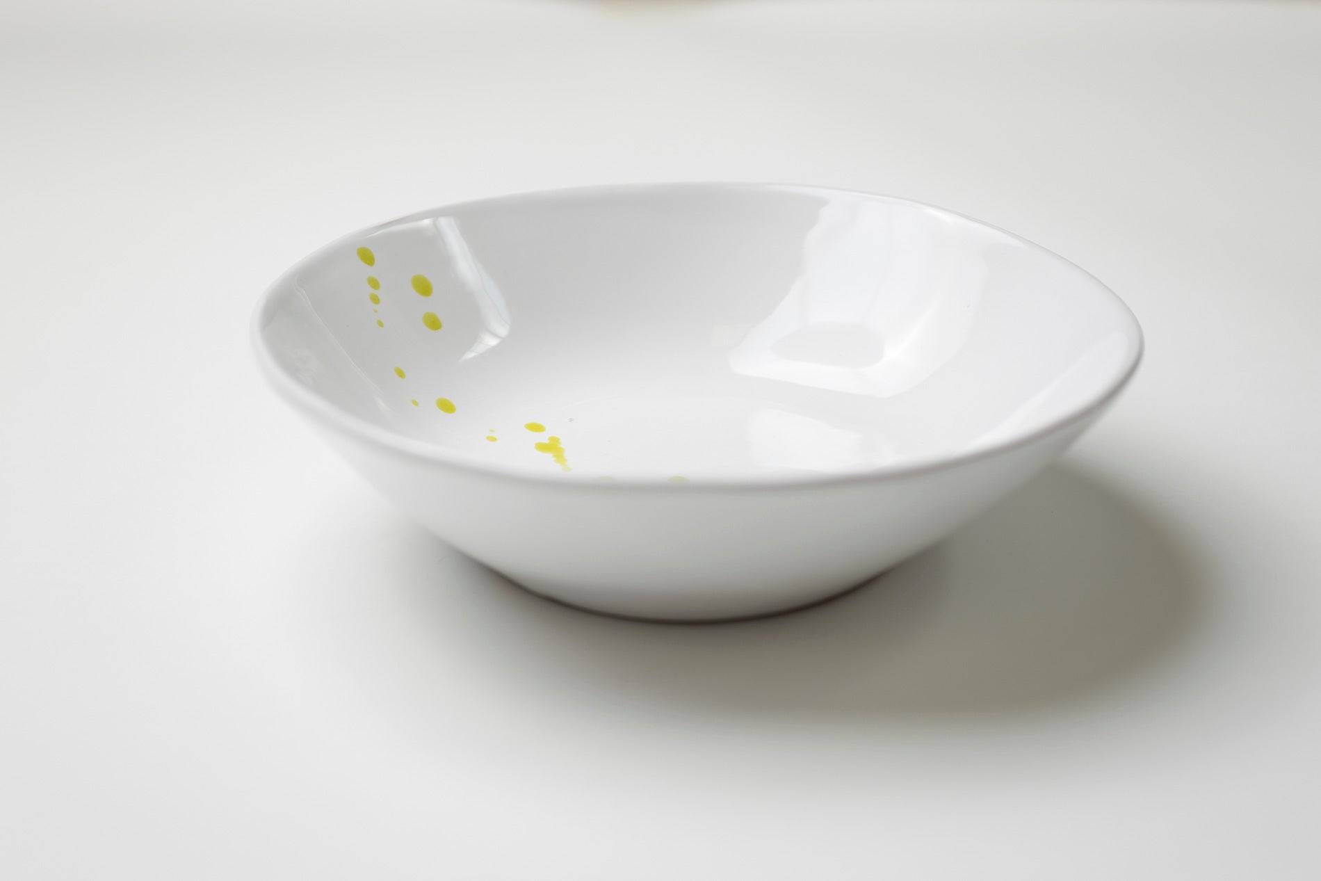 The Olive Oil Splash Dinnerware