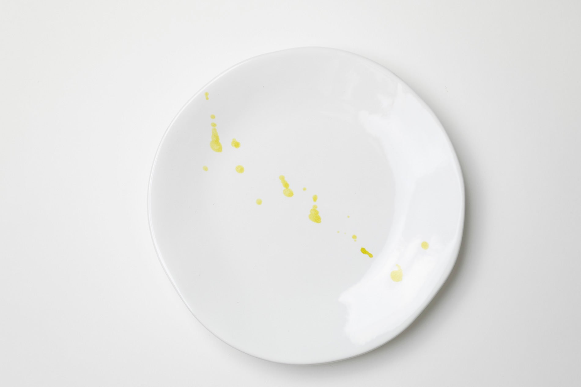 The Olive Oil Splash Dinnerware