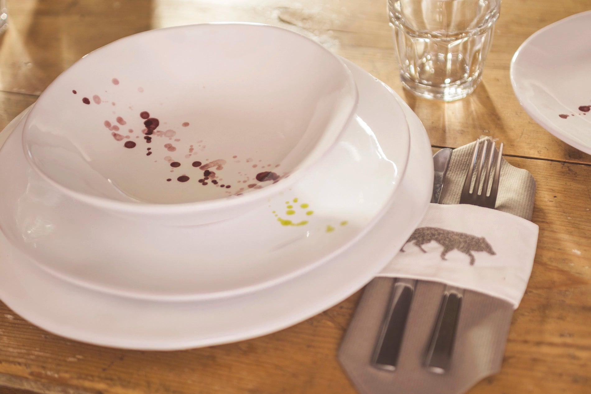 Mixed Set: Red Wine and Olive Oil Splash Dinnerware