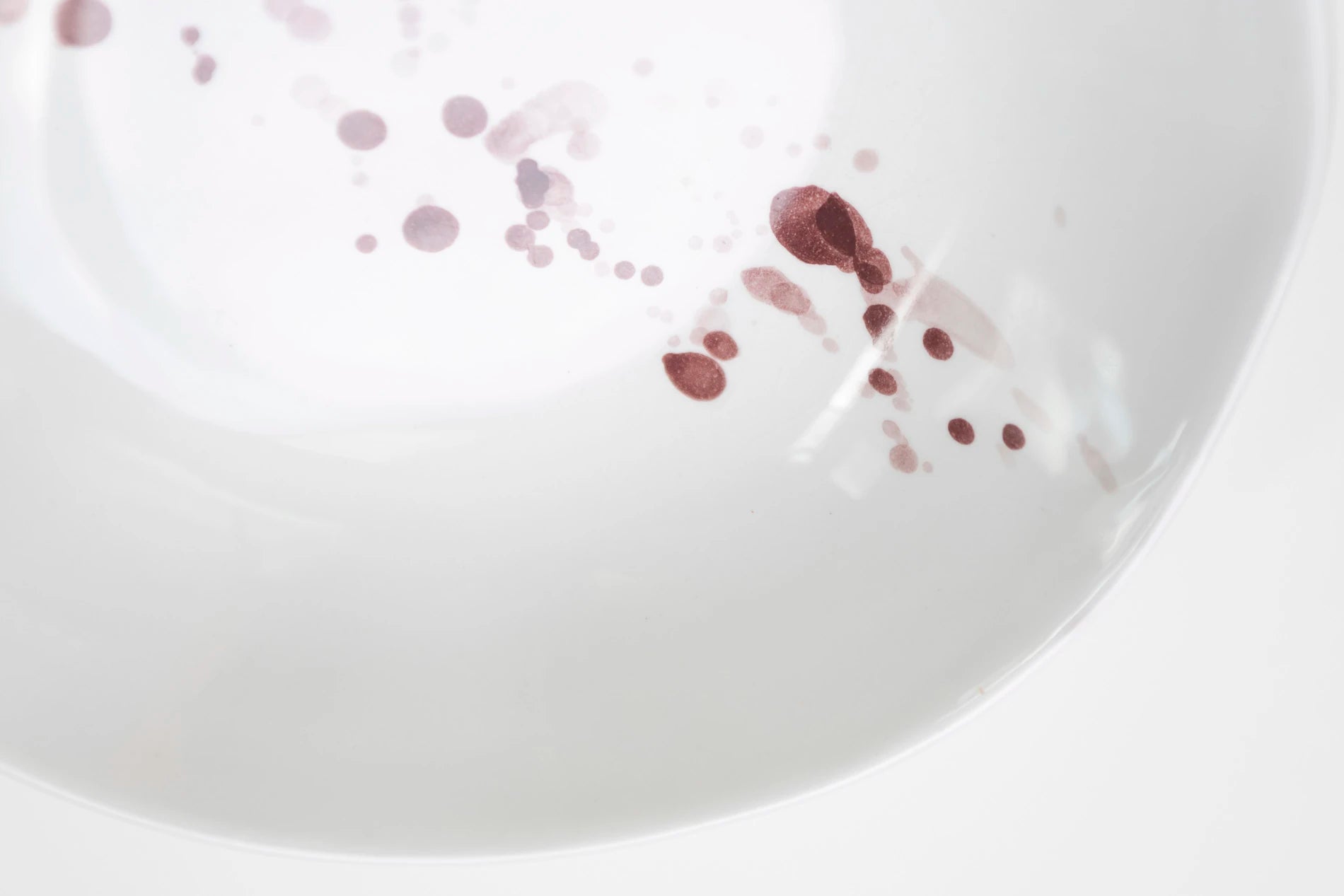 The Red Wine Splash Dinnerware