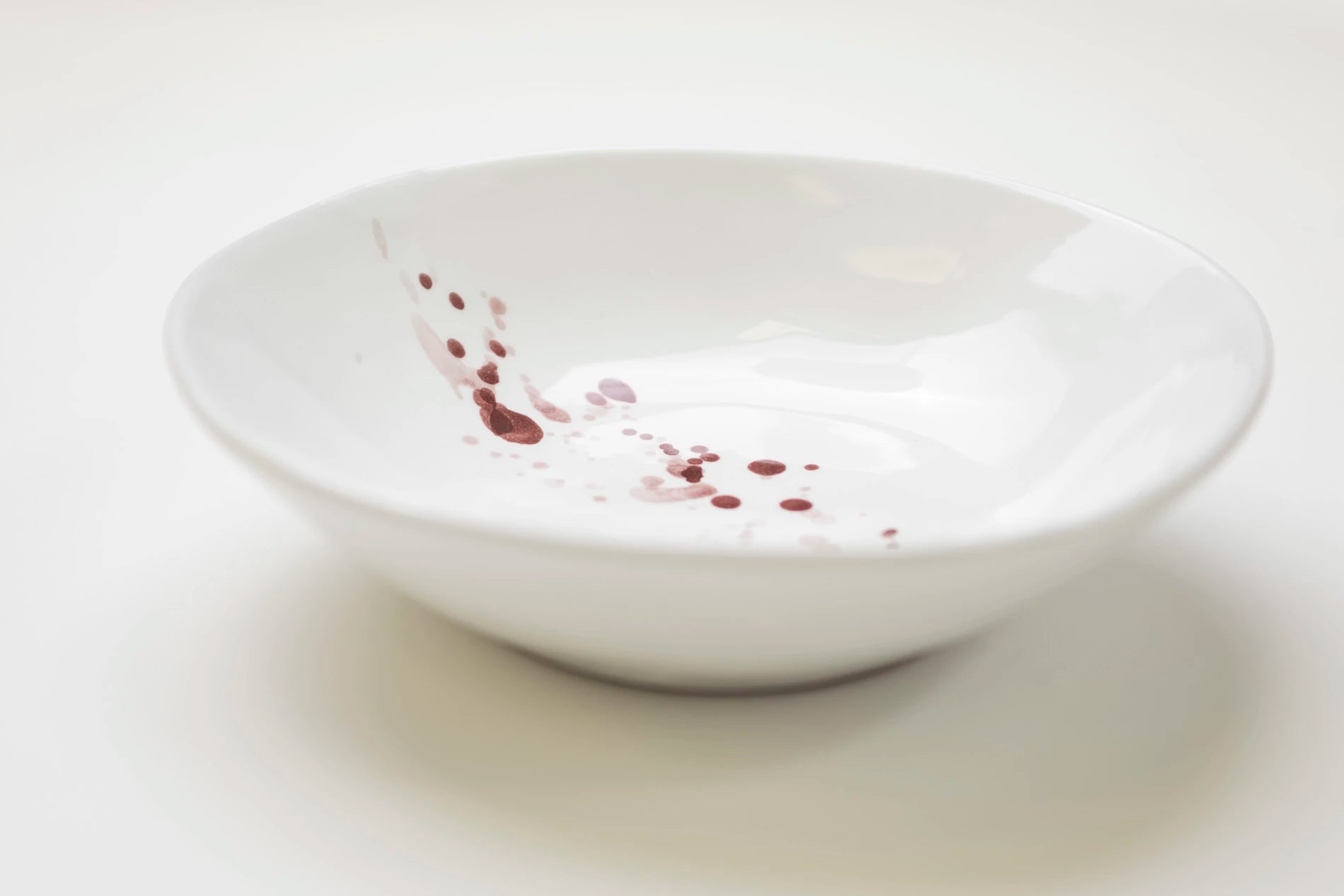 The Red Wine Splash Dinnerware