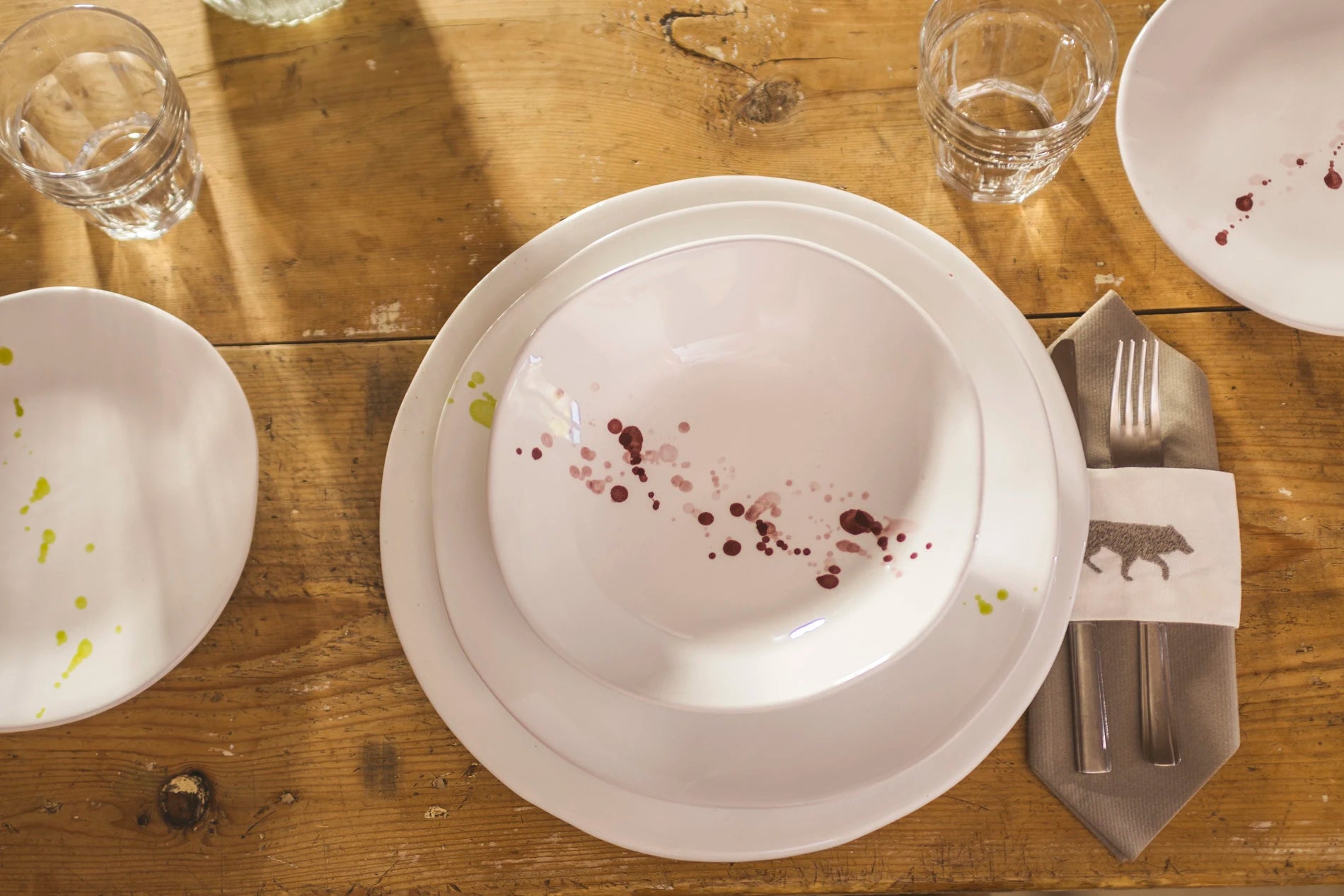 The Red Wine Splash Dinnerware